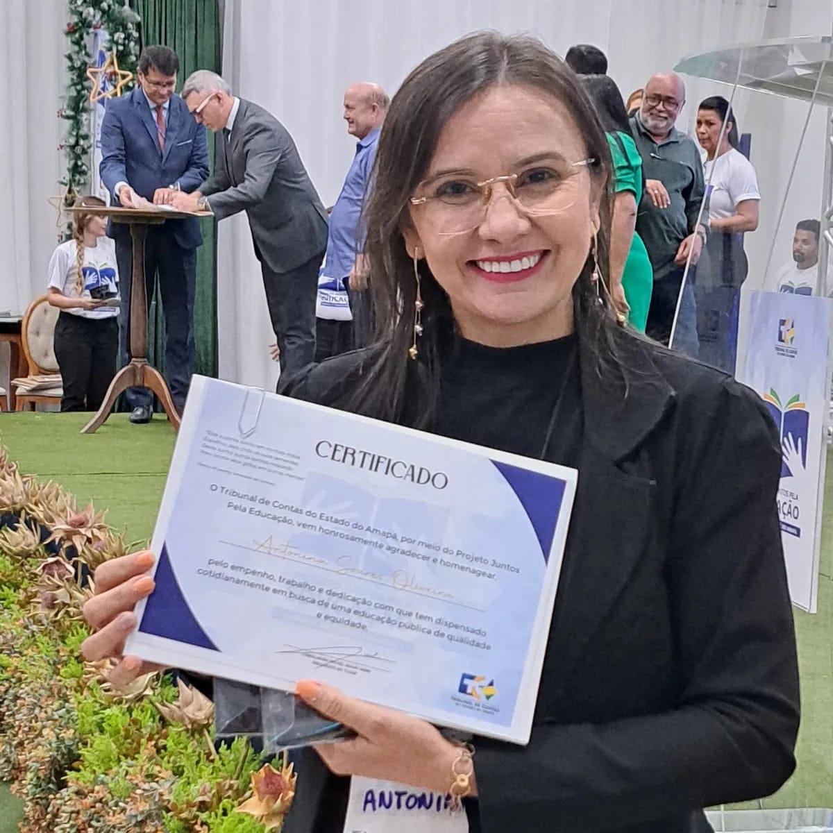 CERTIFICADO DE EMPENHO E DEDICAÇÃO PELA EDUCAÇÃO
